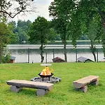 Nad Jeziorem W Wilamowie * マウディティ